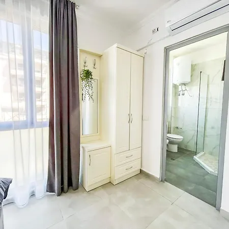 Apartment Garsoniere 1080
